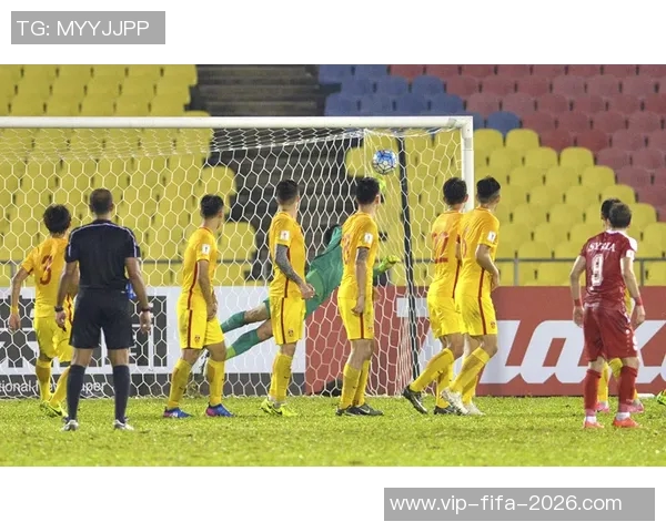 探讨足球形状的奥秘与其对比赛的影响及历史演变